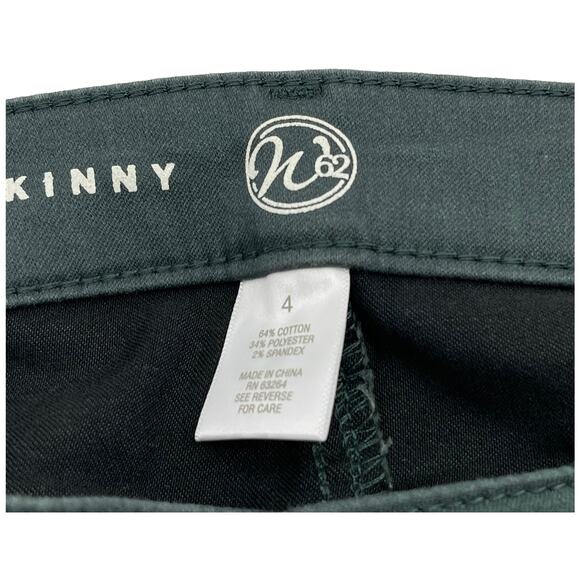 Westport Sz 4 Green Skinny Leg Pants Comfort Stretch Material Casual Flat Front - Picture 7 of 9